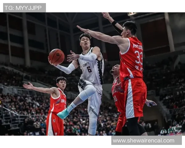 广州篮球队防守反击的优劣分析与未来发展方向探讨